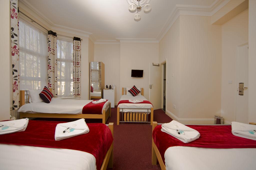 Royal Guest House 2 Hammersmith London Exterior photo